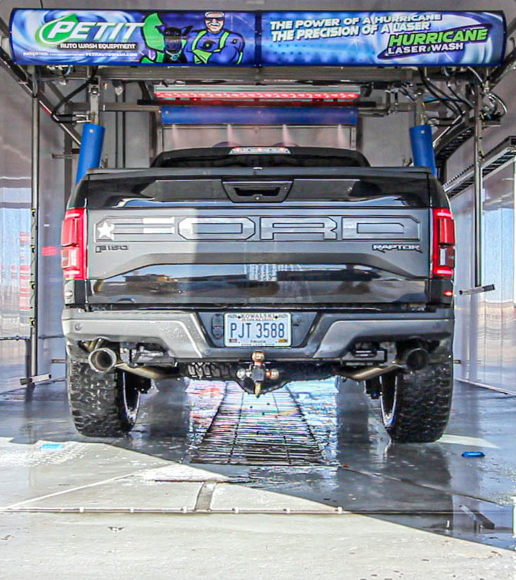 Hurricane Laserwash action - 3 - web-crop